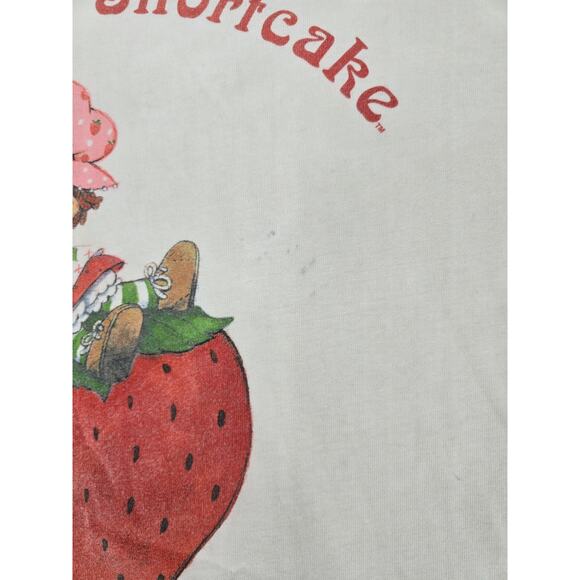Vintage Y2K 2003 Strawberry Shortcake graphic T-shirt by Wish MFG - Picture 7 of 9